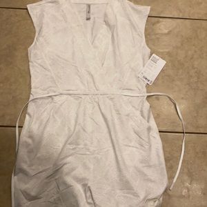 NWT Athleta Marlow printed romper!!!!